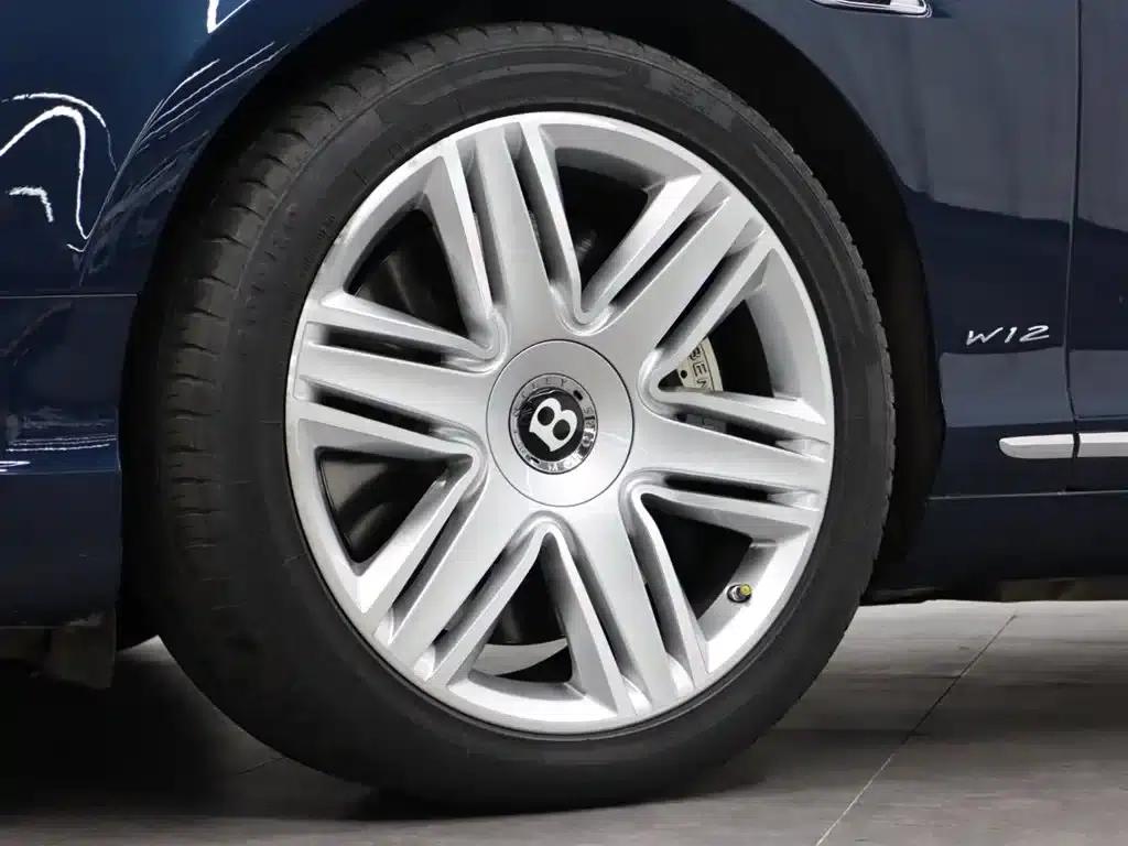 2015 Continental 6.0T GT W12 Standard Edition — миниатюра 29