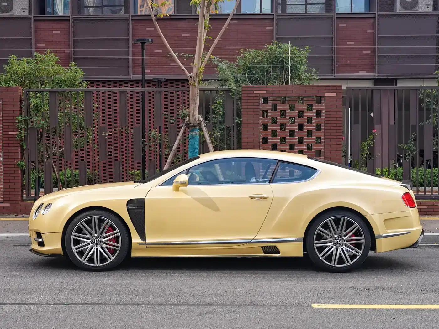 2014 Continental 6.0T GT Speed — миниатюра 3