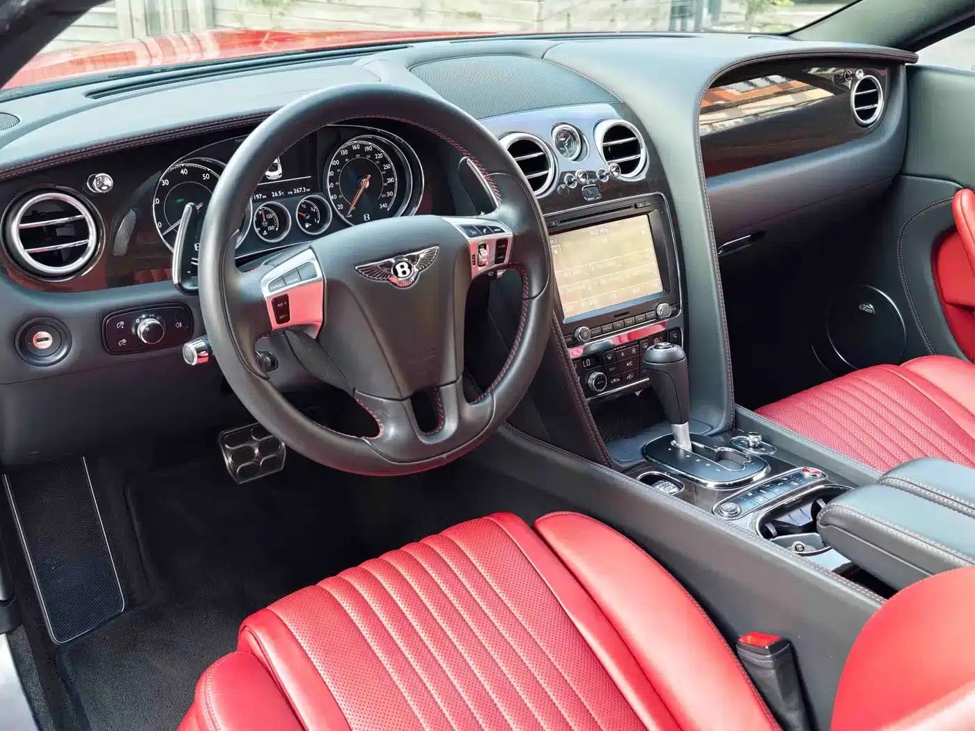 2016 Continental 4.0T GT V8 Standard Edition — миниатюра 7
