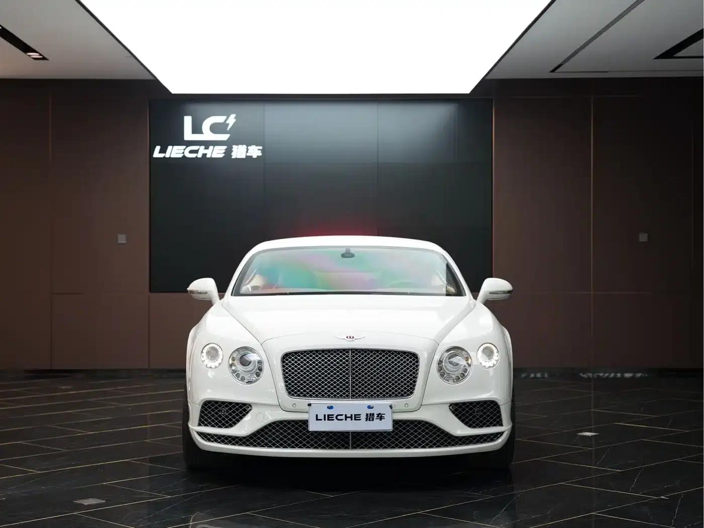 2017 Continental 4.0T GT V8 Standard Edition — миниатюра 2