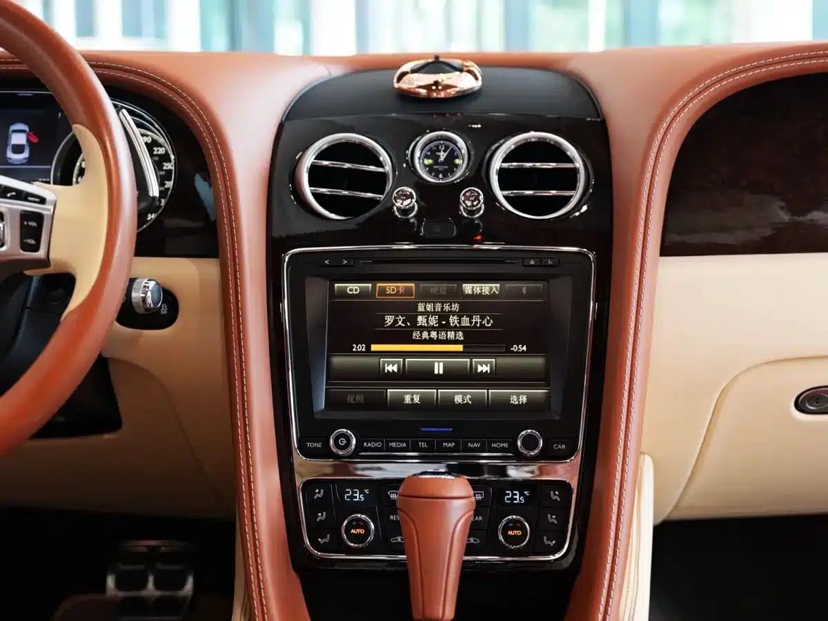 2017 Continental 4.0T GT V8 Standard Edition — миниатюра 7