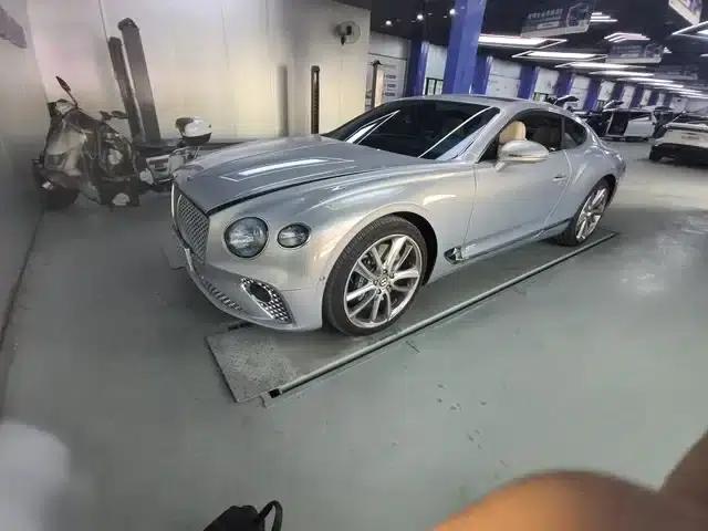 2018 Continental 6.0T GT W12
