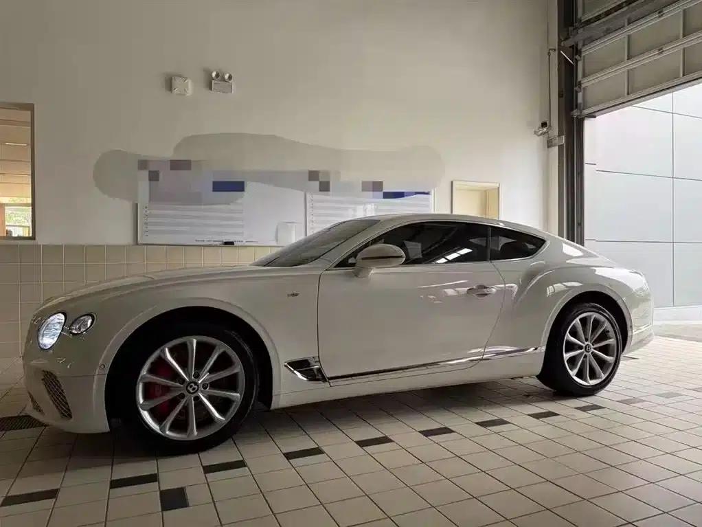 2020 Continental 4.0T GT V8 — миниатюра 2
