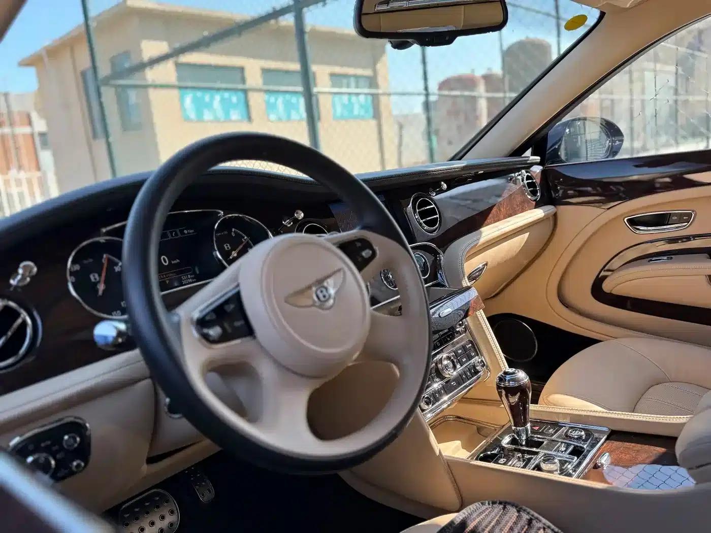 2013 Mulsanne 6.8T Mulliner Special Edition — миниатюра 13