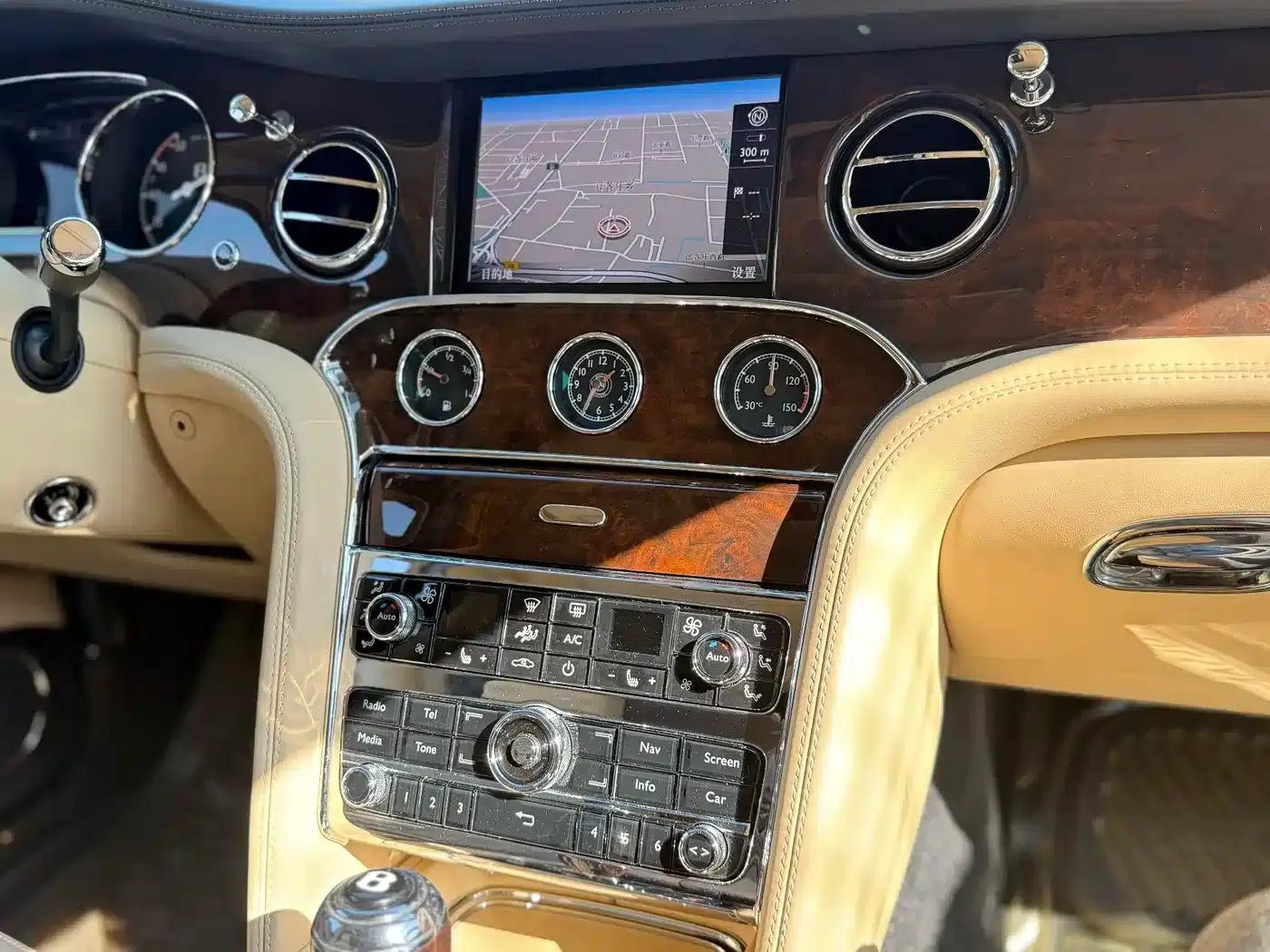2013 Mulsanne 6.8T Mulliner Special Edition — миниатюра 15