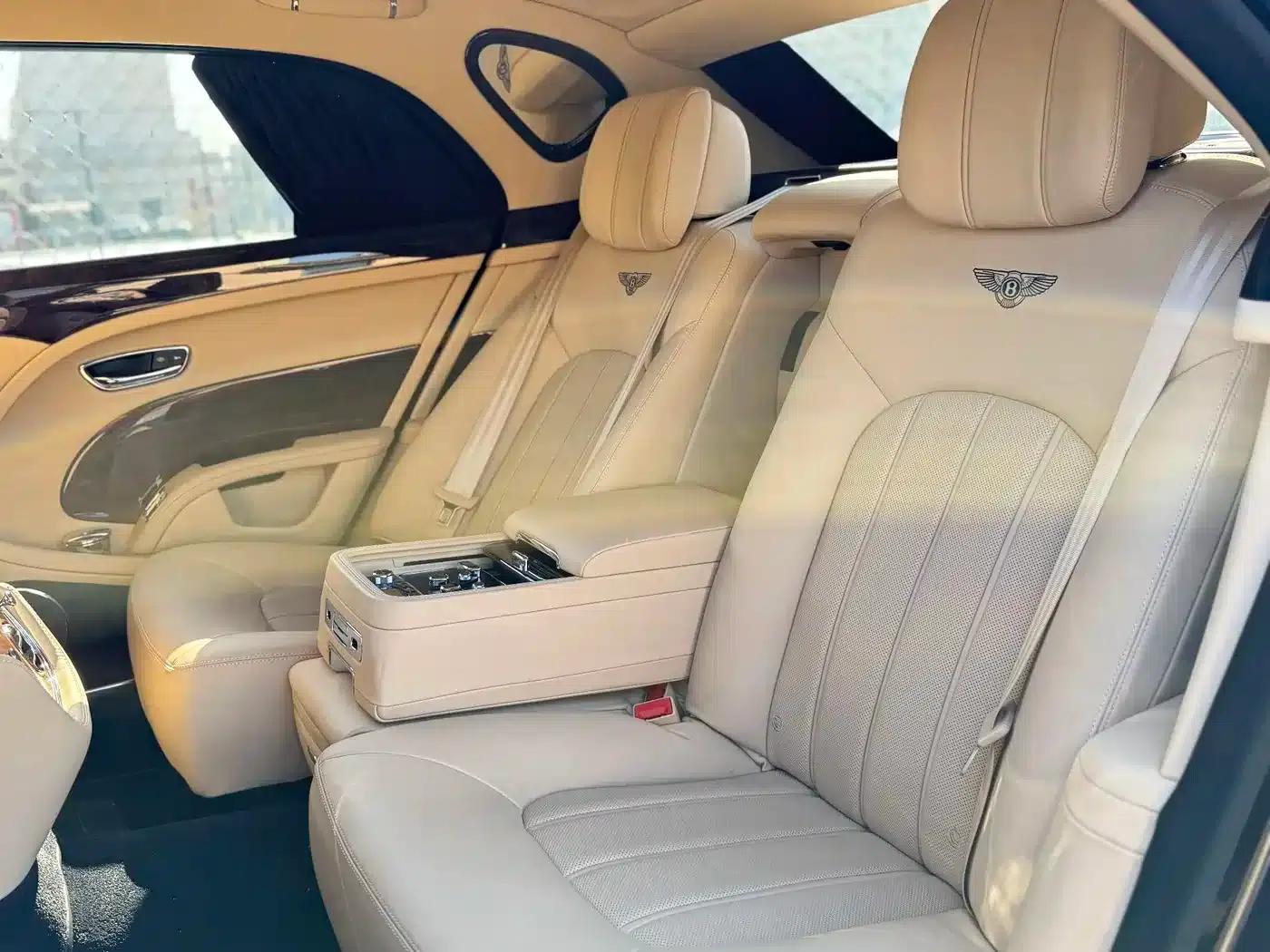 2013 Mulsanne 6.8T Mulliner Special Edition — миниатюра 19
