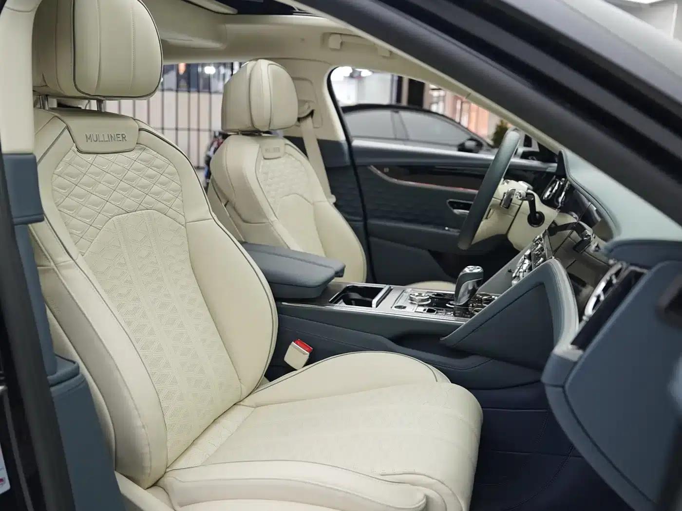 Flying Spur Plug-in Hybrid 2025 4.0T V8 Mulliner — миниатюра 17