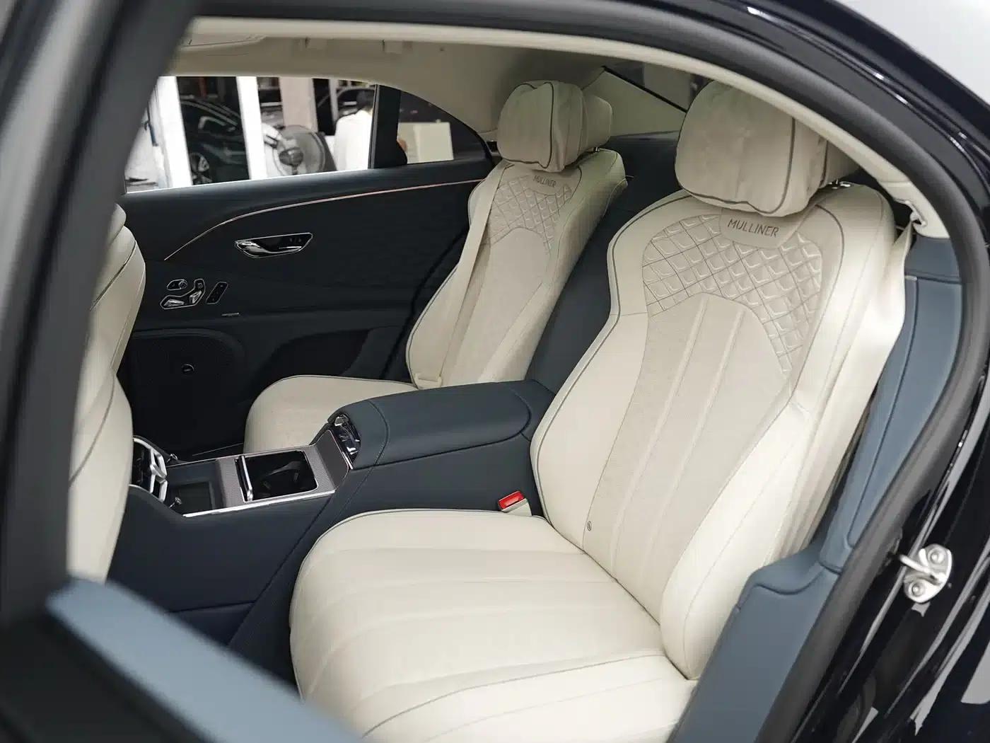 Flying Spur Plug-in Hybrid 2025 4.0T V8 Mulliner — миниатюра 10