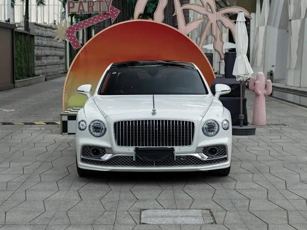 2022 Flying Spur Plug-in Hybrid 2.9T V6 — миниатюра 2