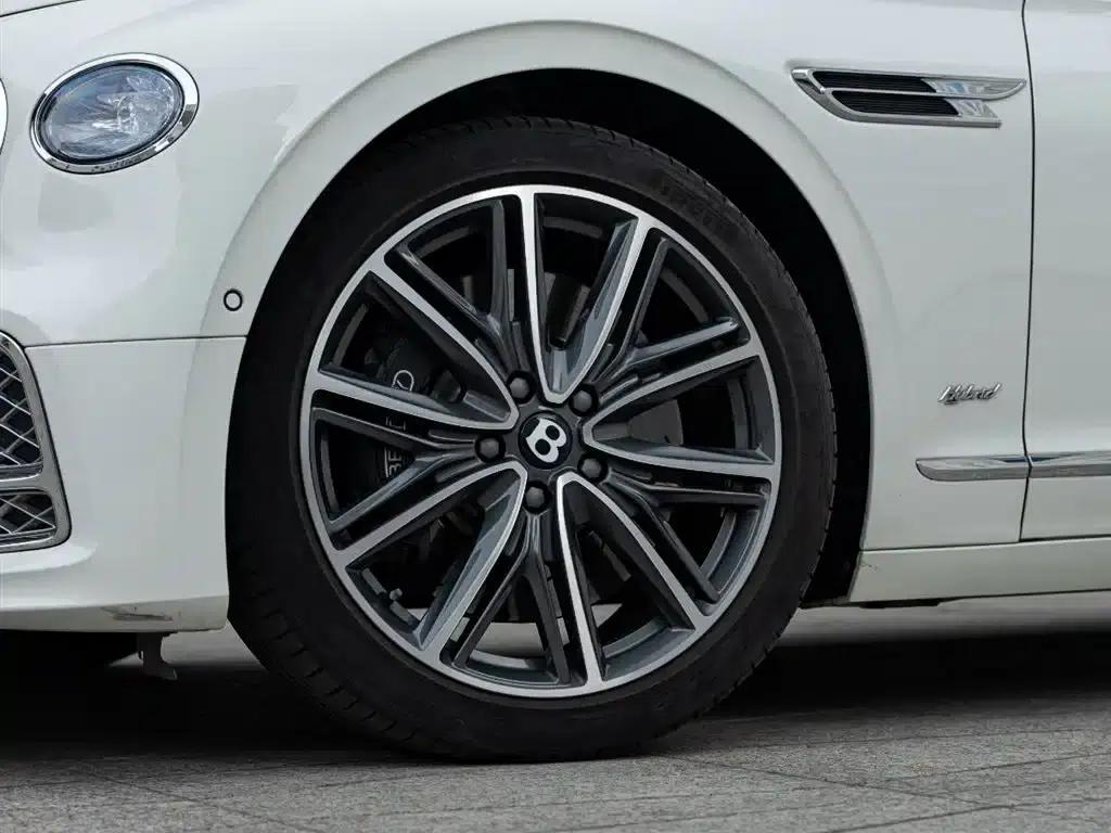 2022 Flying Spur Plug-in Hybrid 2.9T V6 — миниатюра 8