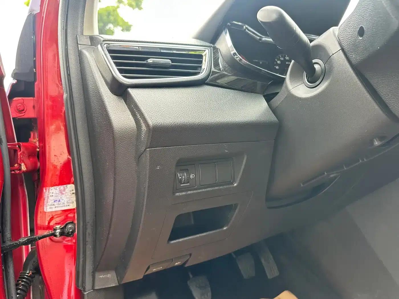 Baojun 310 2016 1.2L Manual Deluxe Edition — миниатюра 19