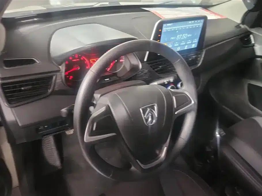 Baojun 310 2016 1.2L Manual Comfort Model — миниатюра 12