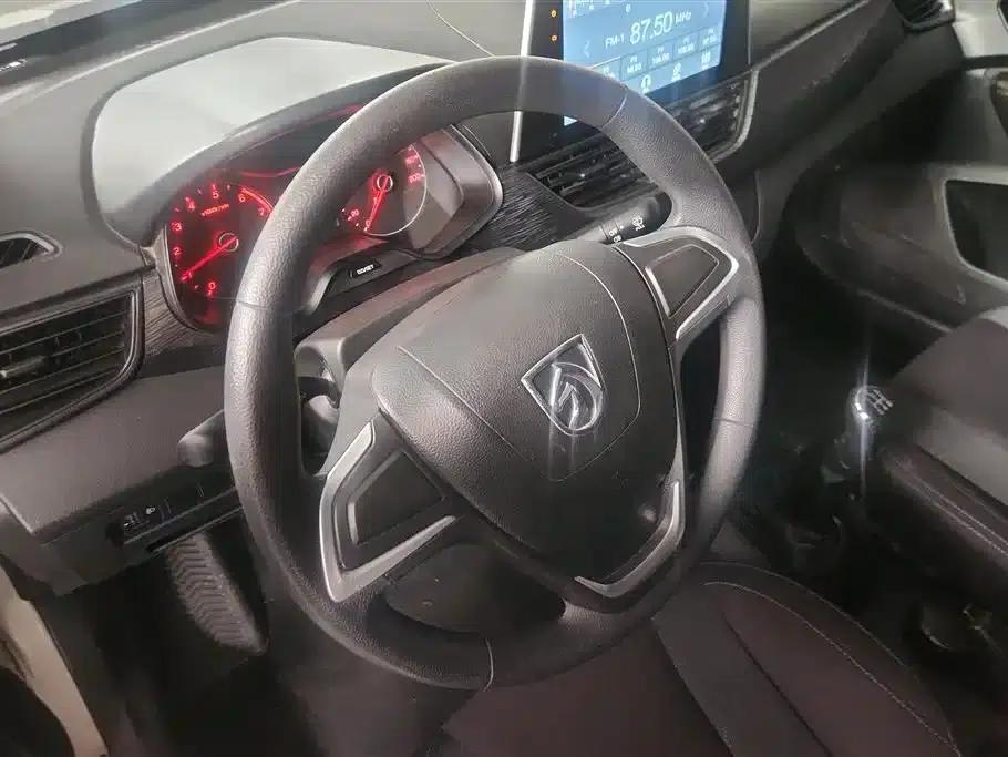 Baojun 310 2016 1.2L Manual Comfort Model — миниатюра 15