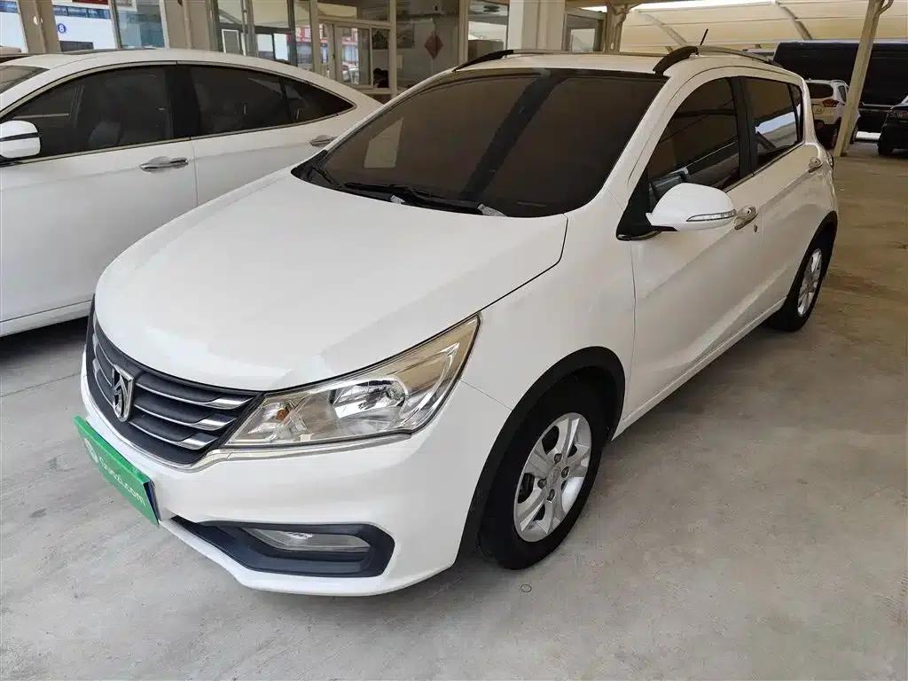 Baojun 310 2016 1.2L Manual Deluxe Edition — миниатюра 1