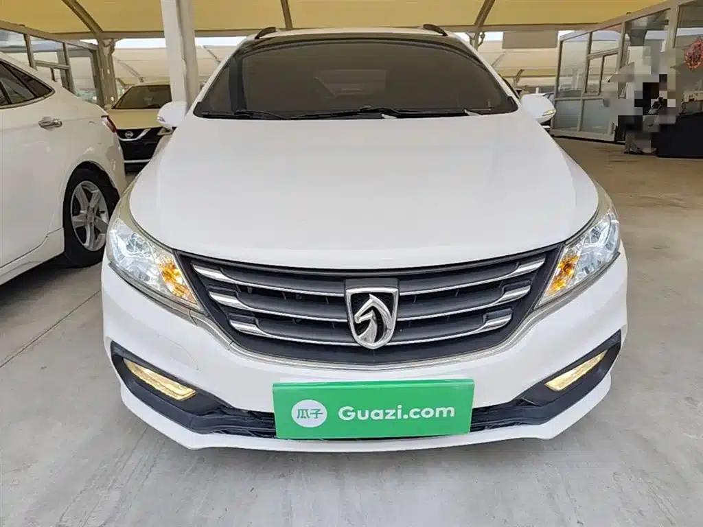 Baojun 310 2016 1.2L Manual Deluxe Edition — миниатюра 3
