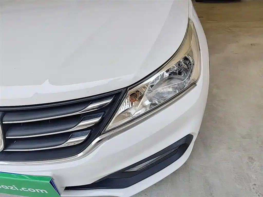 Baojun 310 2016 1.2L Manual Deluxe Edition — миниатюра 24