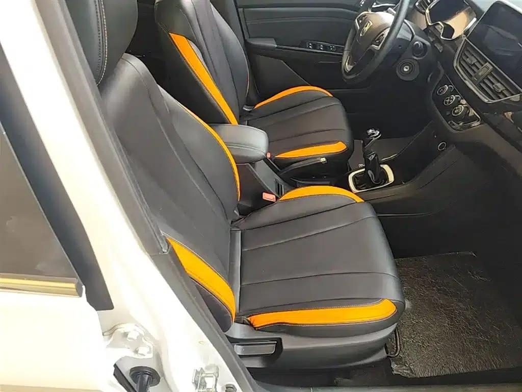 Baojun 310 2016 1.2L Manual Deluxe Edition — миниатюра 25