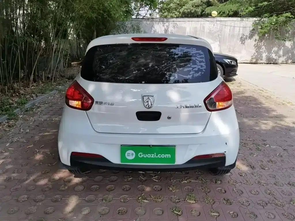 Baojun 310 2016 1.2L Manual Value Edition — миниатюра 6