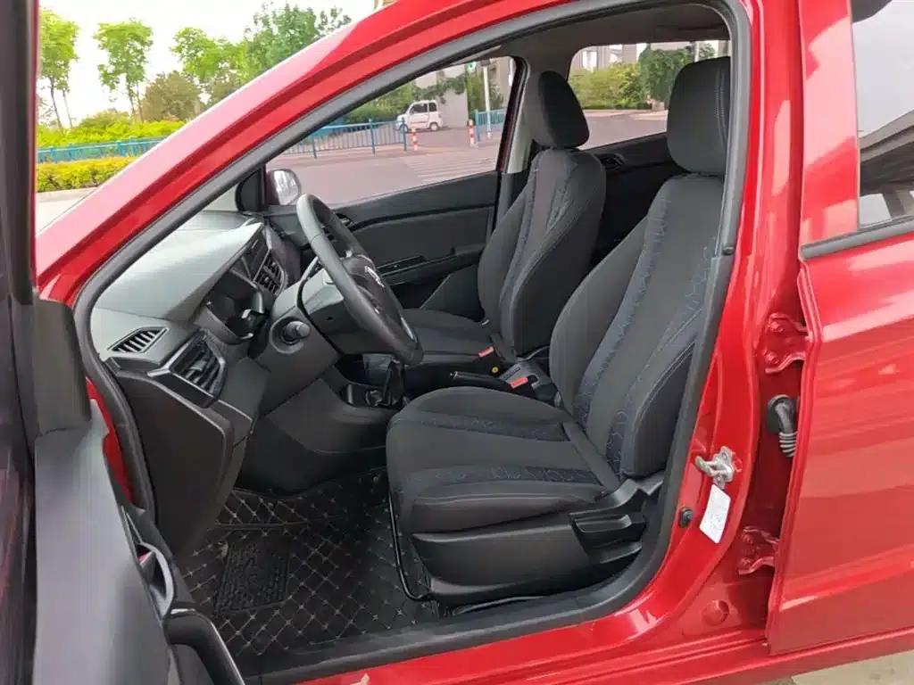 Baojun 310 2020 1.2L Manual Comfort Model — миниатюра 11