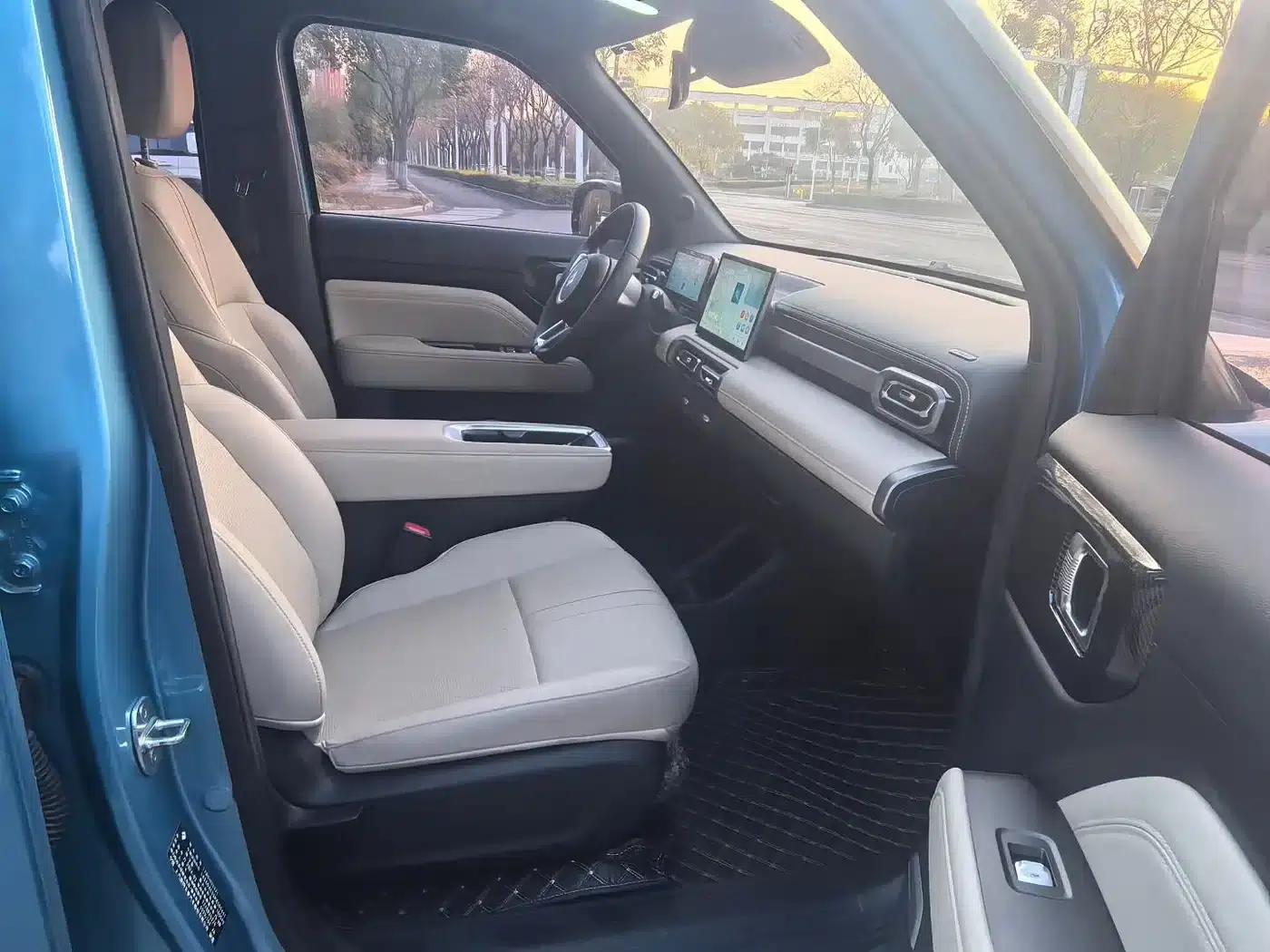Baojun Yueye Plus 2024 Smart Supreme Edition 4-seater — миниатюра 4