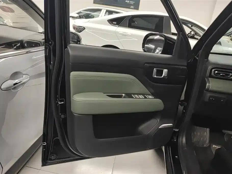 Baojun Yueye Plus 2026 Model 301km Flagship Edition — миниатюра 7