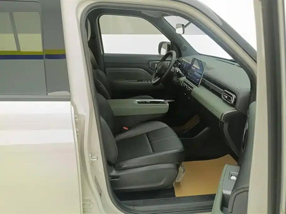 Baojun Yueye Plus 2026 Model 301km Flagship Edition — миниатюра 8