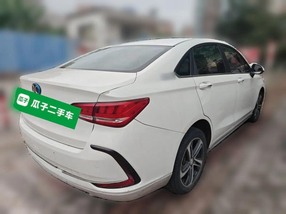 BAIC Beijing EU5 2018 R500 Smart Wind Edition — миниатюра 6