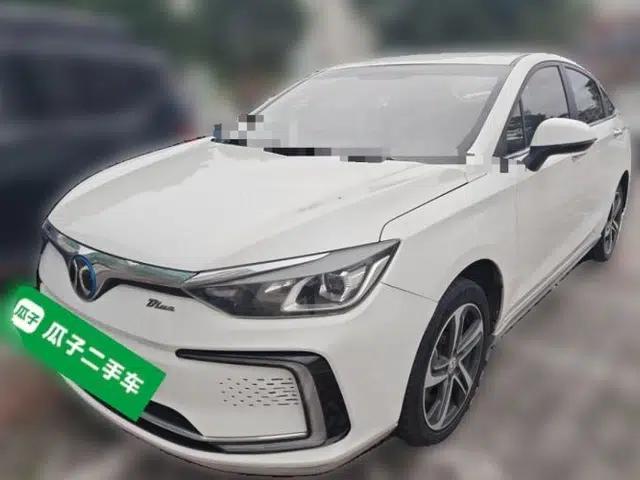 BAIC Beijing EU5 2018 R500 Smart Wind Edition