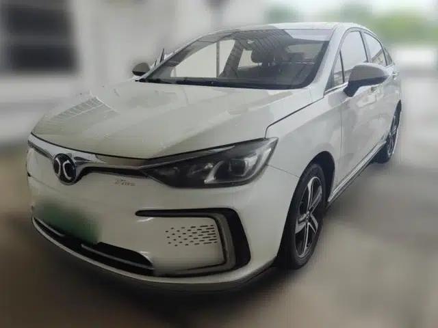 BAIC Beijing EU5 2018 R500 Smart Wind Edition