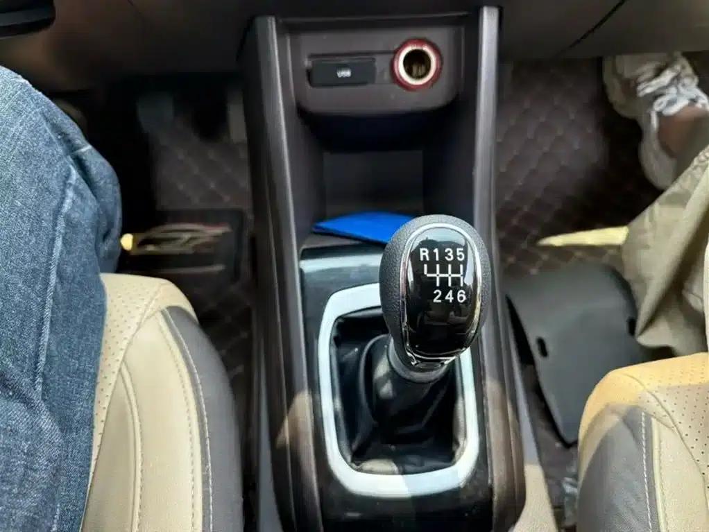 Baojun 310W 2017 1.5L Manual Fashion Edition (National V Emission Standard) — миниатюра 2