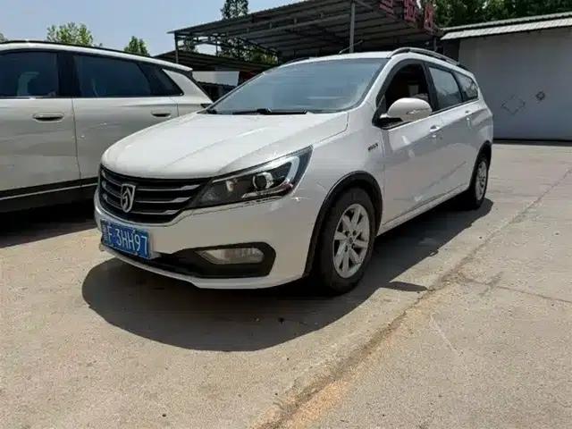 Baojun 310W 2017 1.5L Manual Fashion Edition (National V Emission Standard)