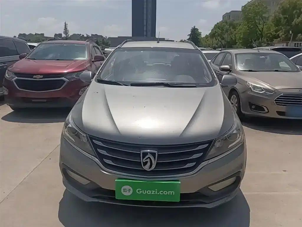 Baojun 310W 2017 1.5L Manual Comfort Model (National V Emission Standard) — миниатюра 3