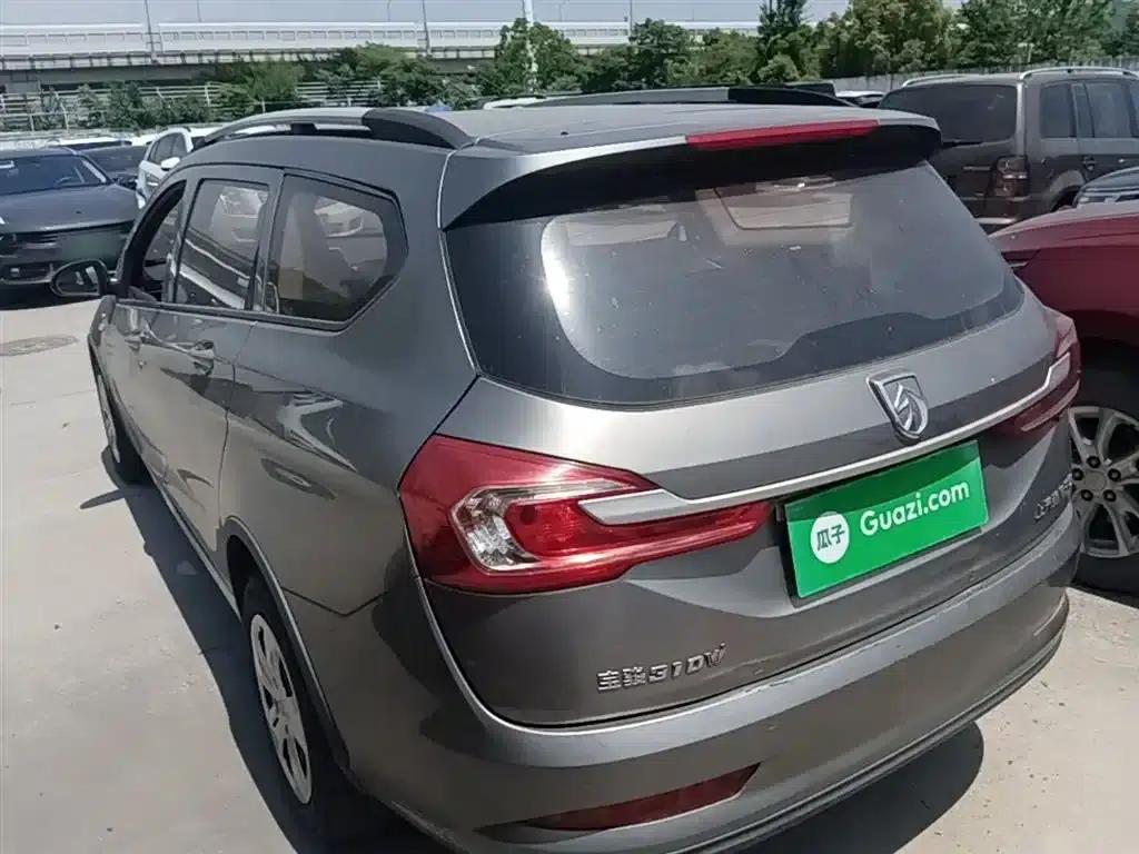 Baojun 310W 2017 1.5L Manual Comfort Model (National V Emission Standard) — миниатюра 5