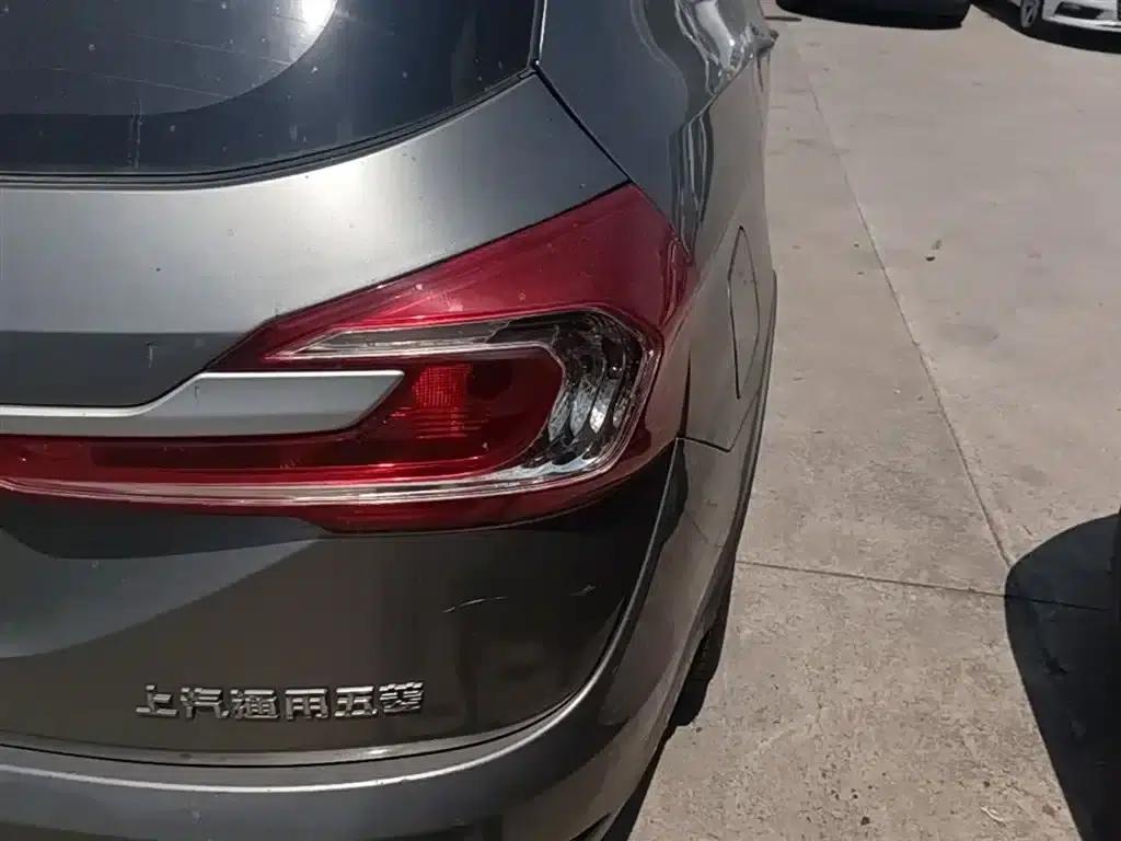 Baojun 310W 2017 1.5L Manual Comfort Model (National V Emission Standard) — миниатюра 8