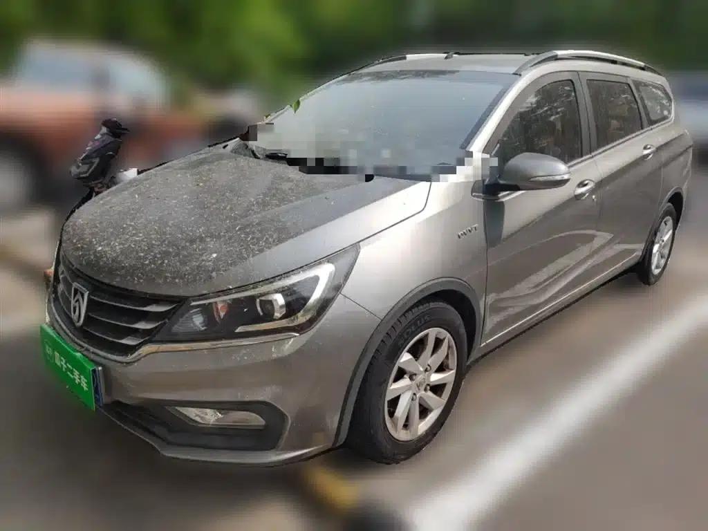 Baojun 310W 2017 1.5L Manual Fashion Edition (National V Emission Standard) — миниатюра 1