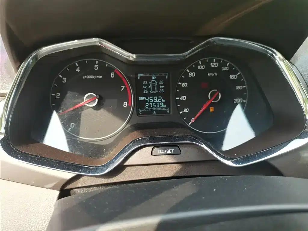 Baojun 310W 2017 1.5L Manual Fashion Edition (National V Emission Standard) — миниатюра 4