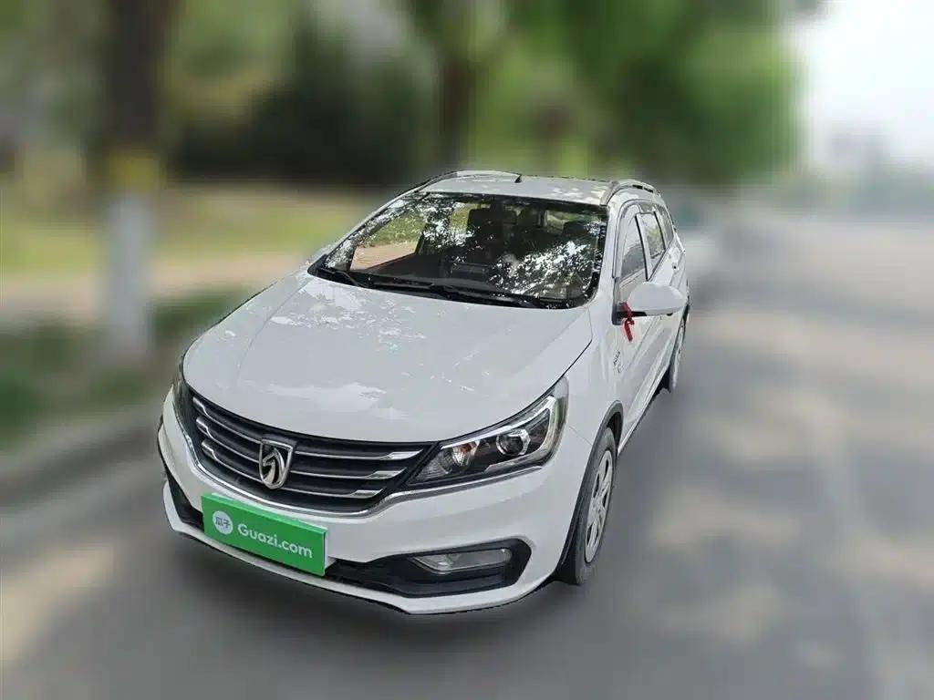 Baojun 310W 2017 1.5L Manual Comfort Model (National VI Emission Standard) — миниатюра 2