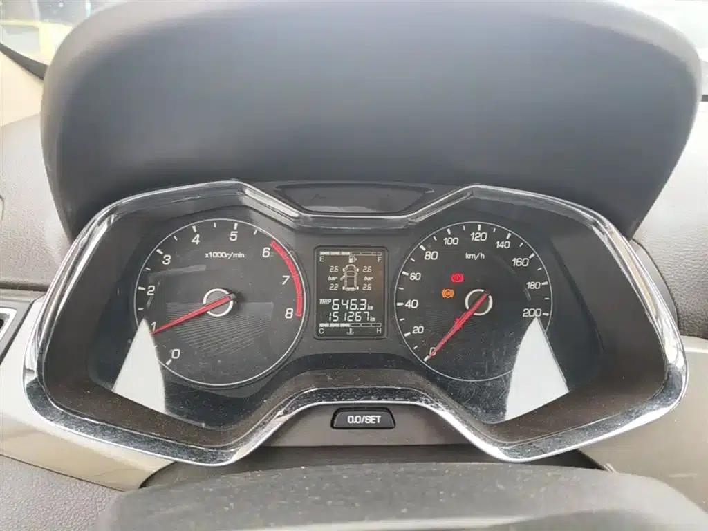 Baojun 310W 2017 1.5L Manual Fashion Edition (National V Emission Standard) — миниатюра 18