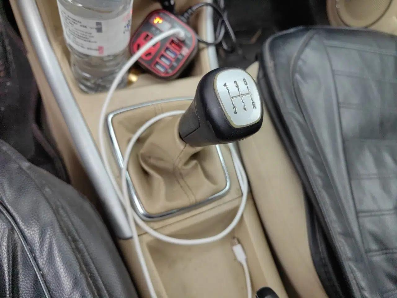 BAIC E Series 2013 Sedan 1.5L Manual Lotte Edition — миниатюра 15