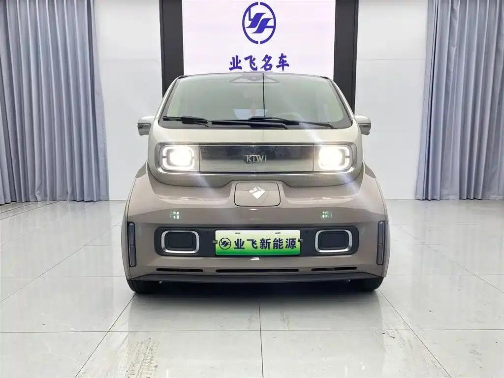 Baojun KiWi EV 2023 DJI Edition Lithium Iron Phosphate — миниатюра 2