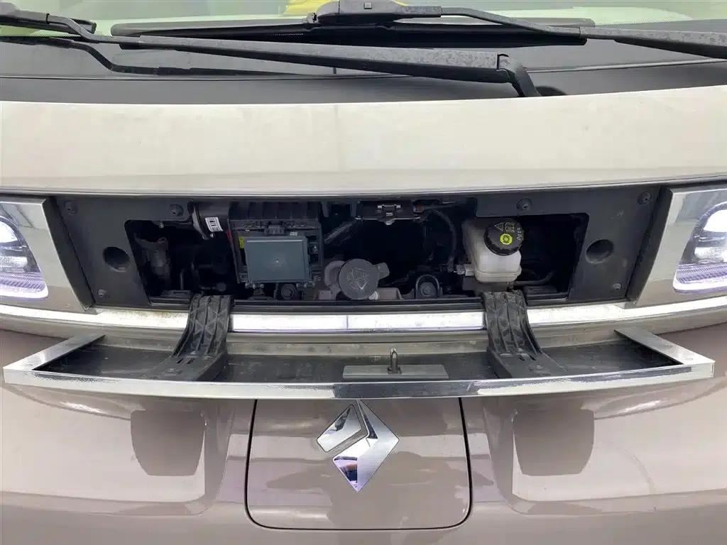 Baojun KiWi EV 2023 DJI Edition Lithium Iron Phosphate — миниатюра 19