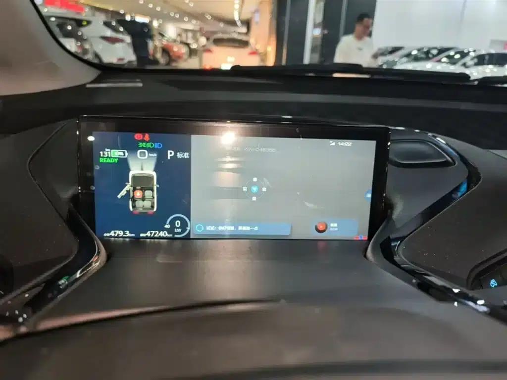 Baojun KiWi EV 2021 Artist Edition Ternary Lithium — миниатюра 12