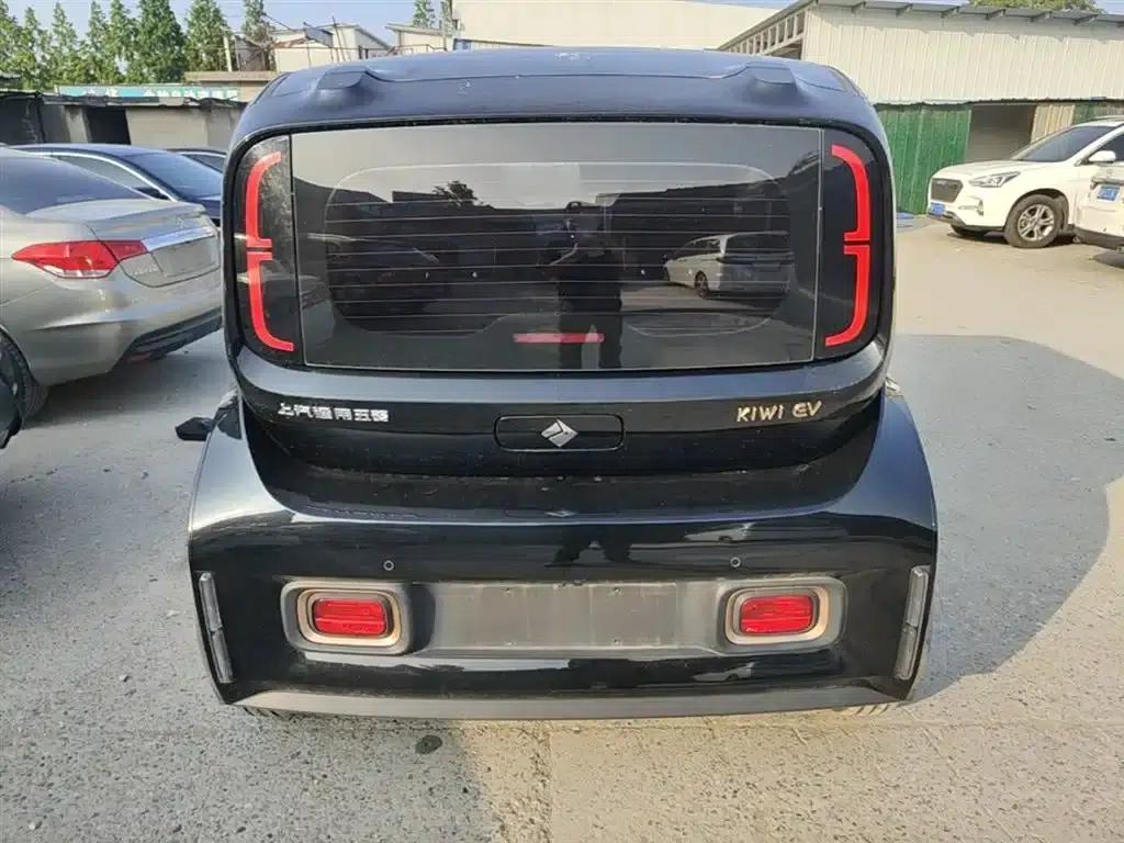 Baojun KiWi EV 2021 Artist Edition Ternary Lithium — миниатюра 6