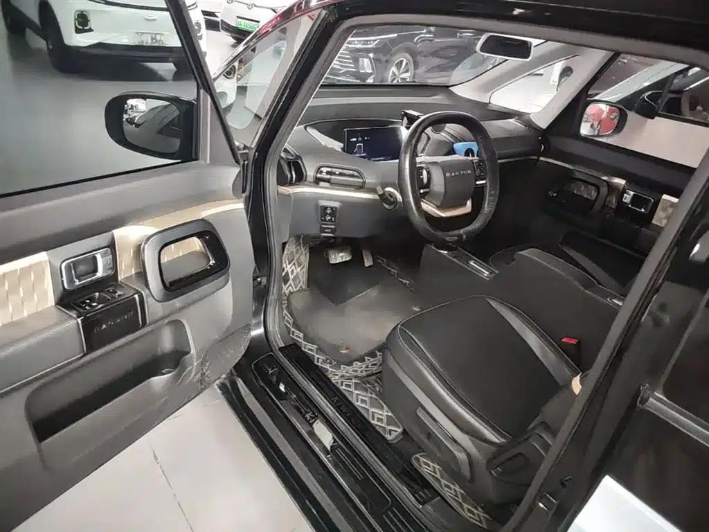 Baojun KiWi EV 2021 Artist Edition Ternary Lithium — миниатюра 16