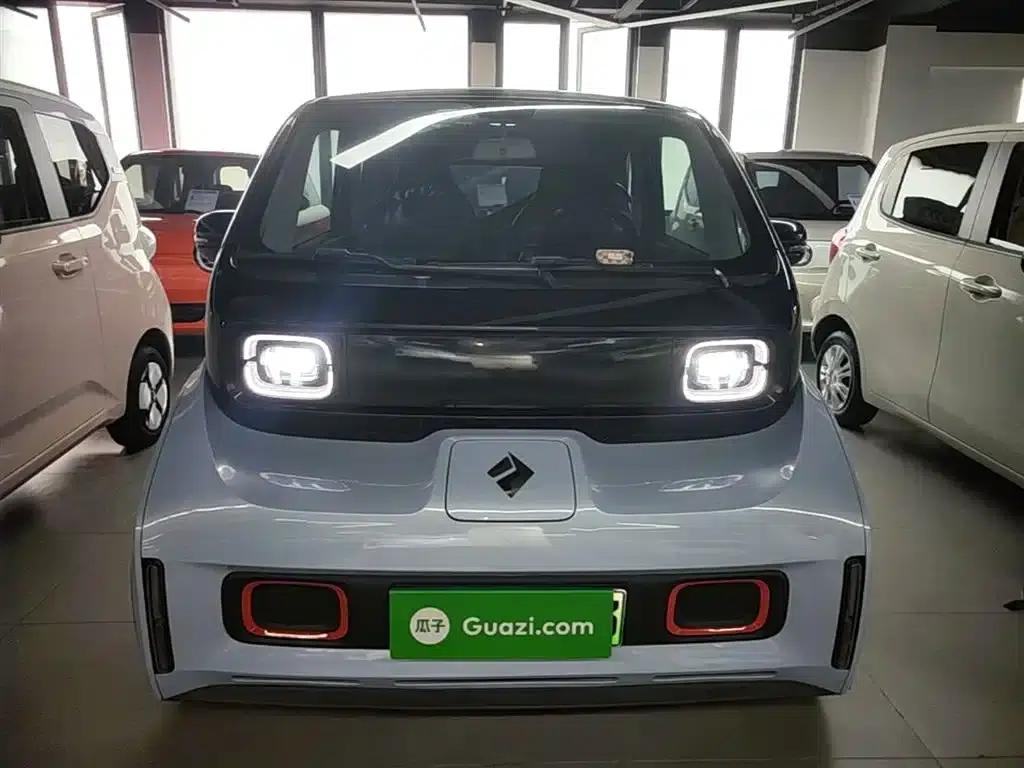 Baojun KiWi EV 2021 Artist Edition Ternary Lithium — миниатюра 3