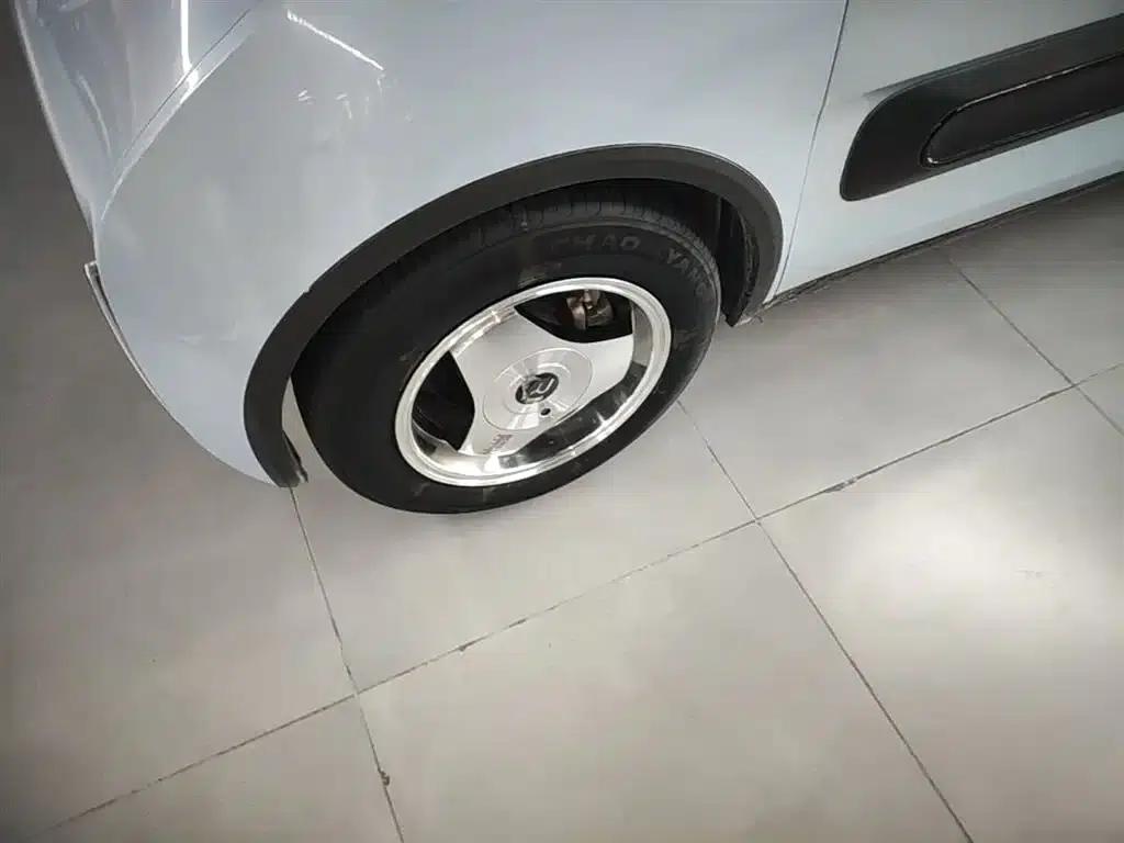 Baojun KiWi EV 2021 Artist Edition Ternary Lithium — миниатюра 23