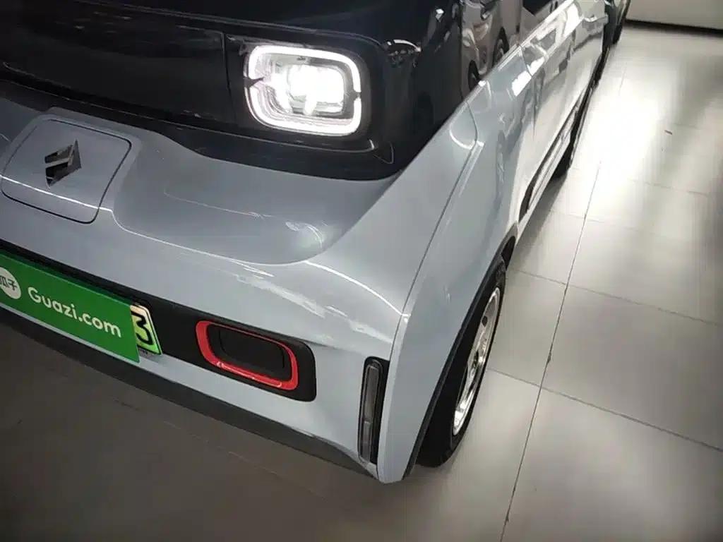 Baojun KiWi EV 2021 Artist Edition Ternary Lithium — миниатюра 24