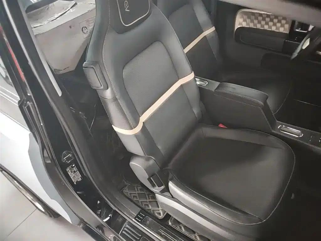 Baojun KiWi EV 2021 Artist Edition Ternary Lithium — миниатюра 25