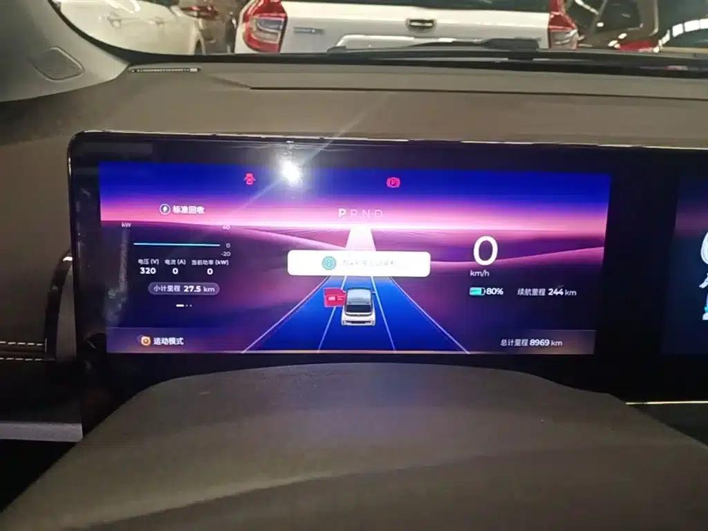 Baojun KiWi EV 2023 Smart Luxury Edition (Lithium Iron Phosphate) — миниатюра 12