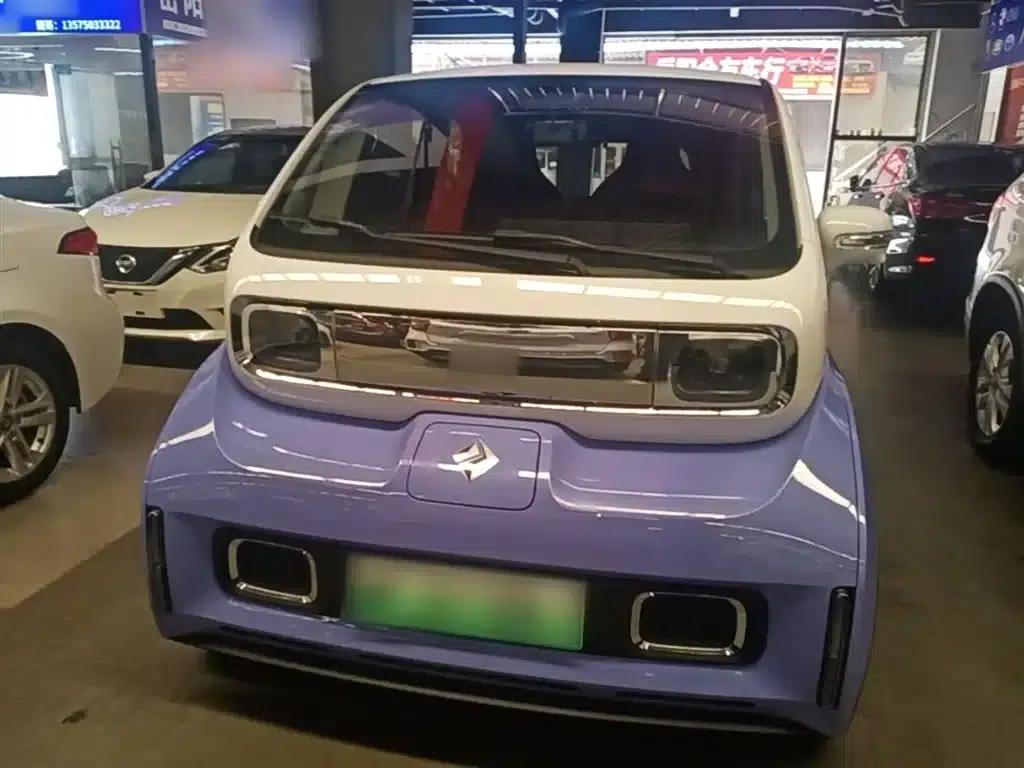 Baojun KiWi EV 2023 Smart Luxury Edition (Lithium Iron Phosphate) — миниатюра 3